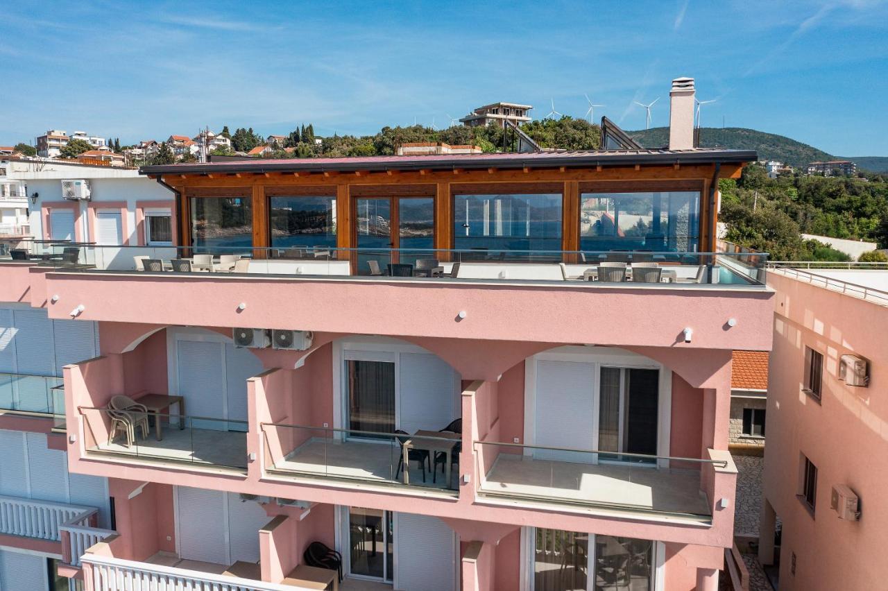 Dreamsea Apartment Utjeha Exterior foto